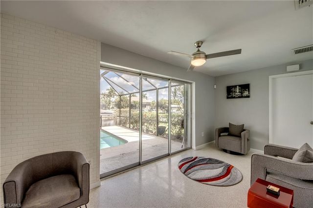 1633 SE 39th TER, Cape Coral, FL 33904