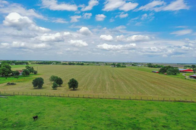 11810 Zamanek Road, Needville, TX 77461