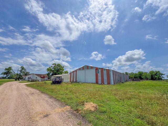 11810 Zamanek Road, Needville, TX 77461