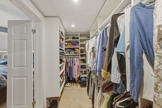 15 Grosvenor Park, Lynn, MA 01902