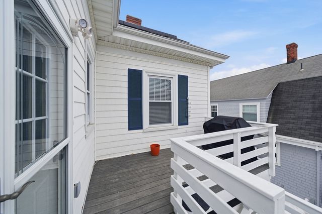15 Grosvenor Park, Lynn, MA 01902