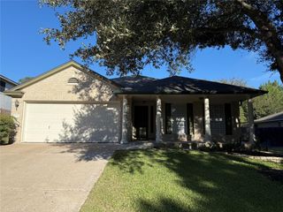 8908 Lanna Bluff LOOP, Austin, TX 78749