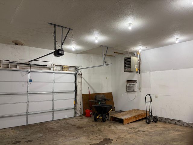 4452 167th Avenue NE, Andover, MN 55304