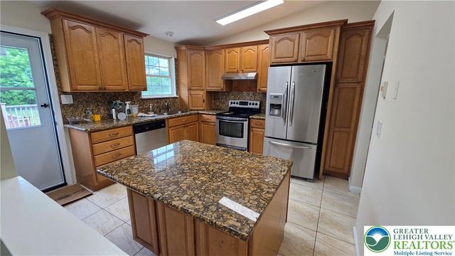 481 Savage Road, Allen Twp, PA 18067