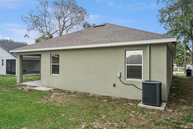 520 LEMON STREET, Auburndale, FL 33823