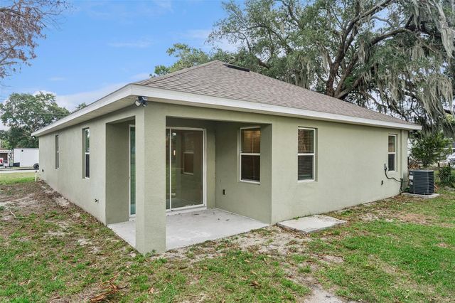 520 LEMON STREET, Auburndale, FL 33823