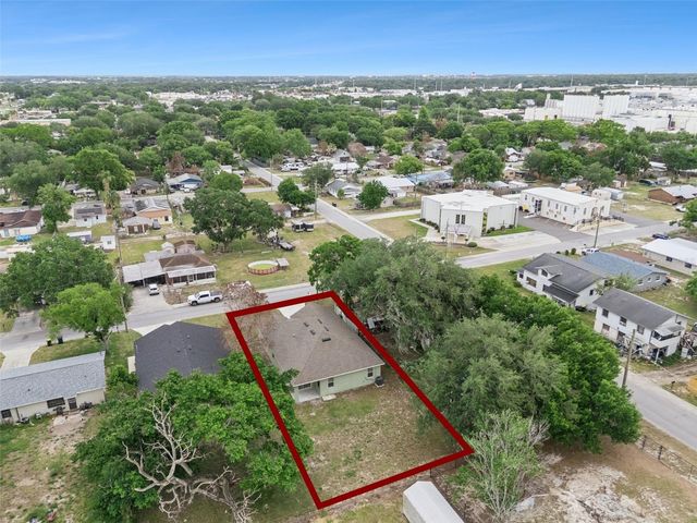 520 LEMON STREET, Auburndale, FL 33823