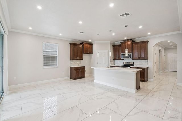 520 LEMON STREET, Auburndale, FL 33823