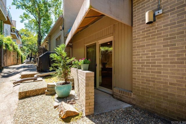 3901 Cedar Hill #23 Road, Little Rock, AR 72202