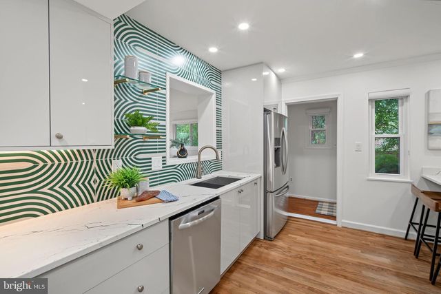 60 S FRENCH ST, Alexandria, VA 22304