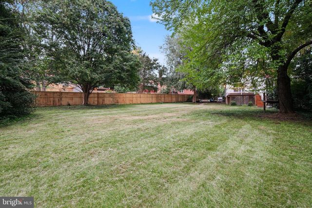 60 S FRENCH ST, Alexandria, VA 22304