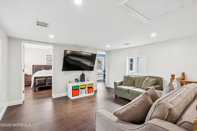 505 W Farms Road, Howell, NJ 07731