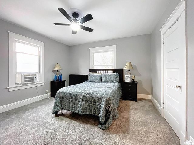 1000 22ND Street, Rock Island, IL 61201