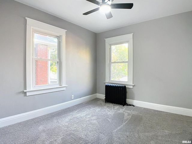 1000 22ND Street, Rock Island, IL 61201