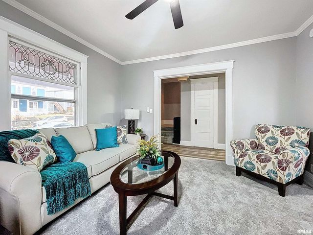 1000 22ND Street, Rock Island, IL 61201