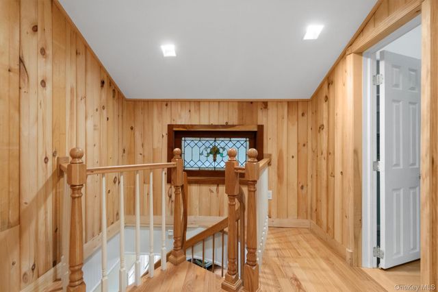 1081 E Mountain Road S, Cold Spring, NY 10516