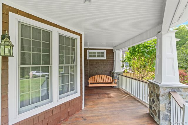 1081 E Mountain Road S, Cold Spring, NY 10516