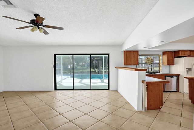 1955 NW 108th Lane, Coral Springs, FL 33071