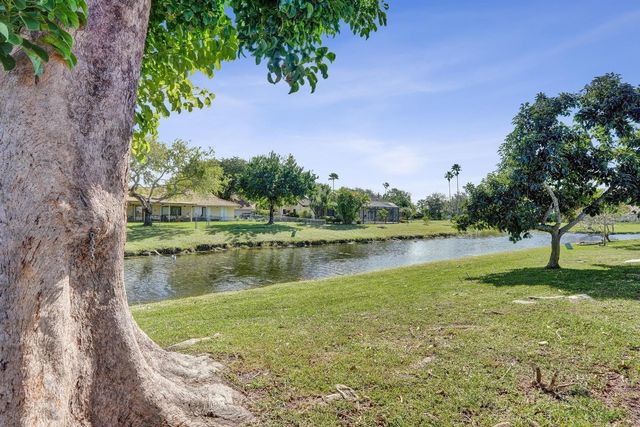 1955 NW 108th Lane, Coral Springs, FL 33071