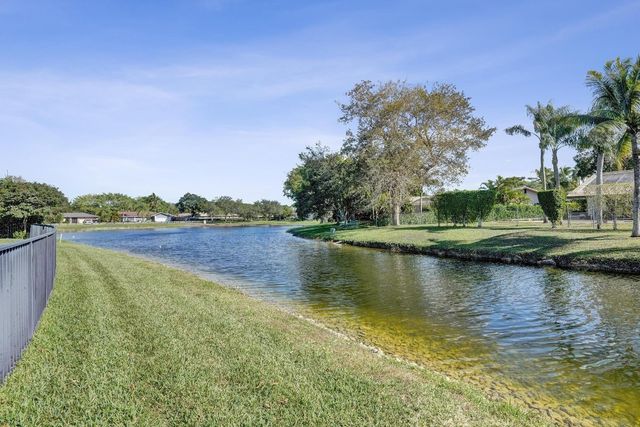 1955 NW 108th Lane, Coral Springs, FL 33071