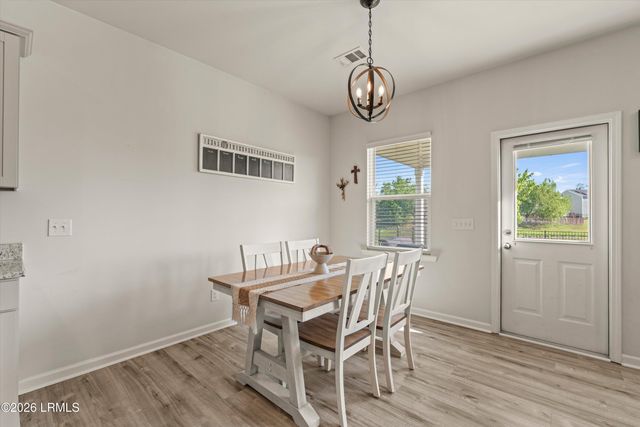 33 Keowee Lane, Beaufort, SC 29906