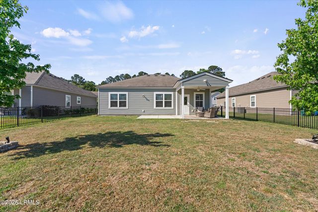 33 Keowee Lane, Beaufort, SC 29906