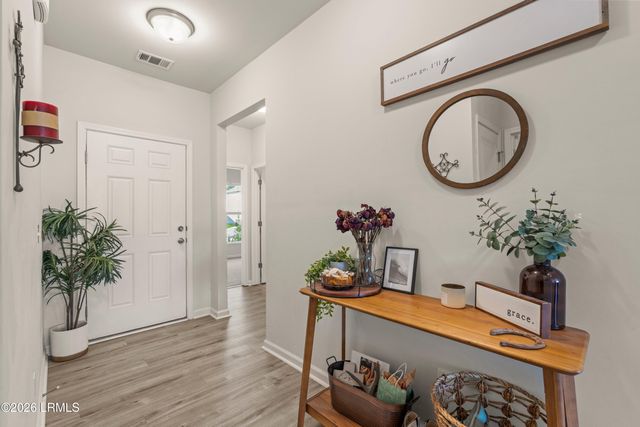 33 Keowee Lane, Beaufort, SC 29906
