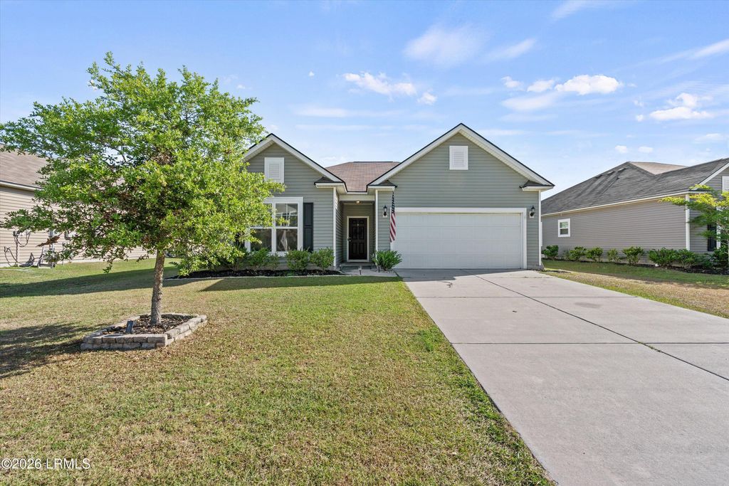 33 Keowee Lane, Beaufort, SC 29906