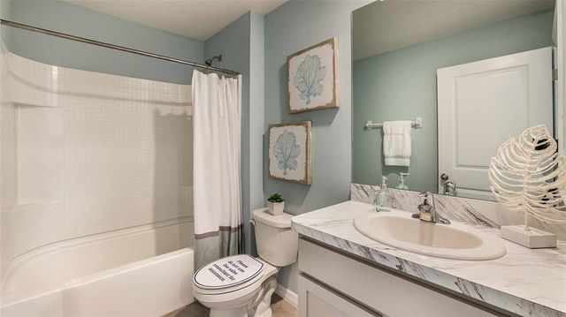 8878 SW 48TH AVENUE, Ocala, FL 34476