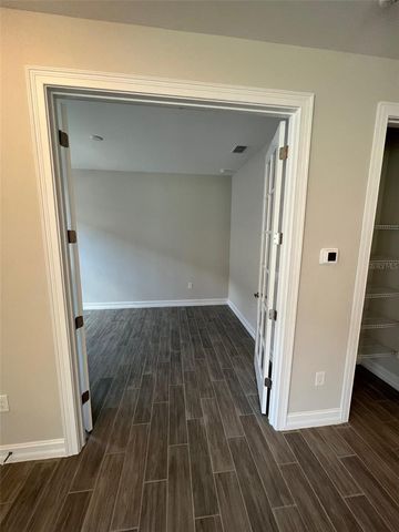 240 IBIZA LOOP, Venice, FL 34292