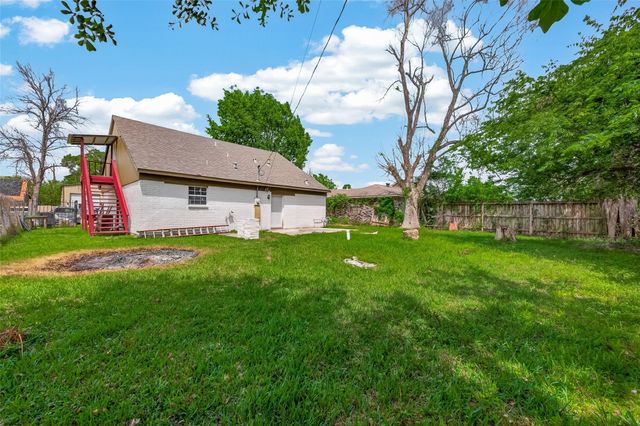 17006 Folsom Drive, Houston, TX 77049