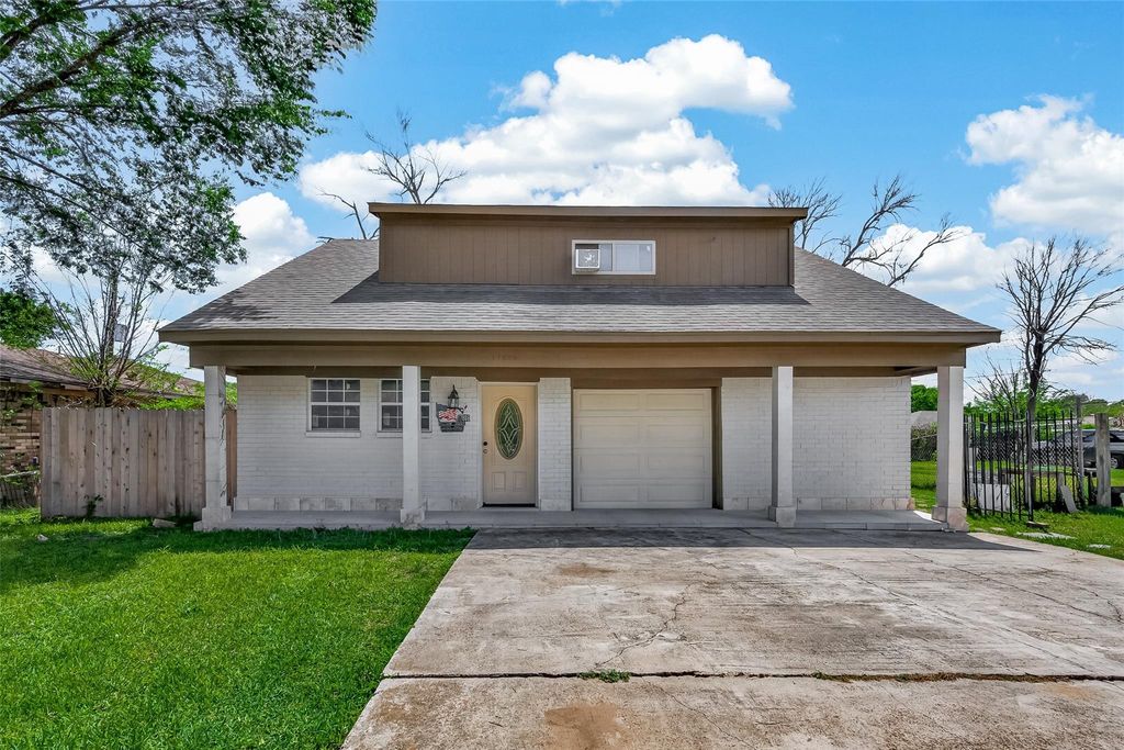 17006 Folsom Drive, Houston, TX 77049