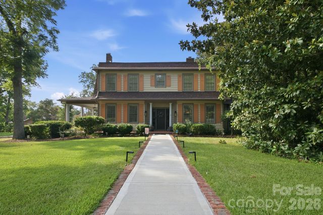 143 W End Street, Chester, SC 29706