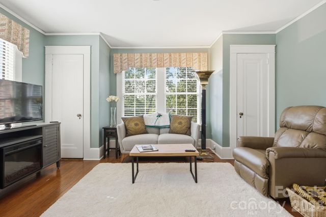 143 W End Street, Chester, SC 29706