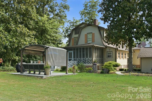 143 W End Street, Chester, SC 29706