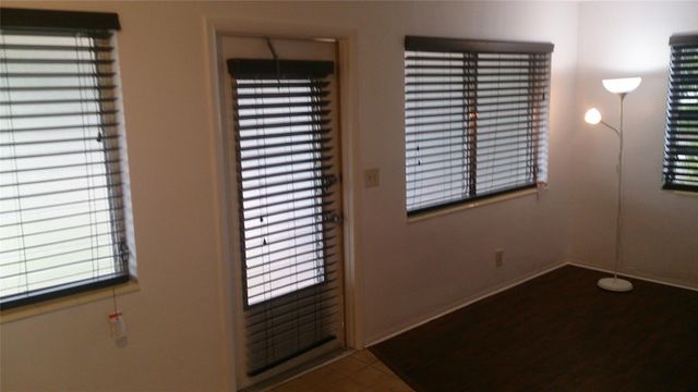 803 NE 8th St, Hallandale Beach, FL 33009