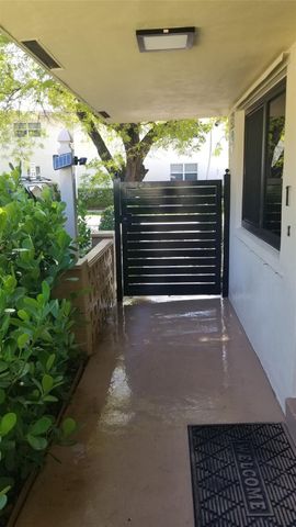 803 NE 8th St, Hallandale Beach, FL 33009