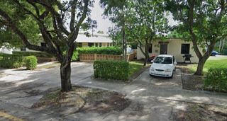 803 NE 8th St, Hallandale Beach, FL 33009