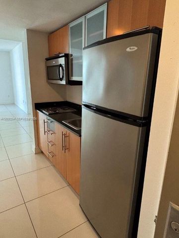 1750 N Bayshore Dr 2807, Miami, FL 33132