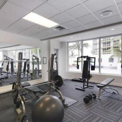 1750 N Bayshore Dr 2807, Miami, FL 33132
