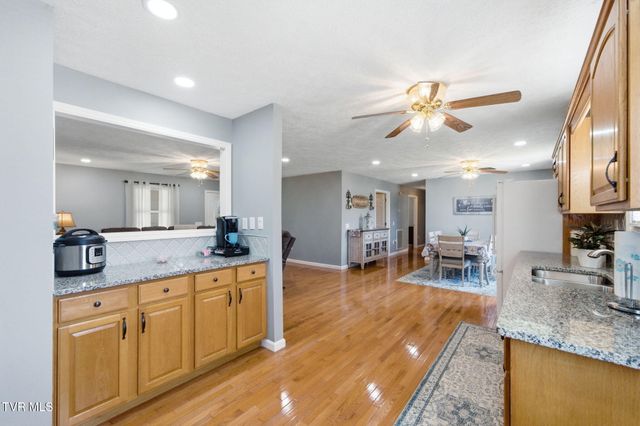 1368 Elk Garden Road, Lebanon, VA 24266