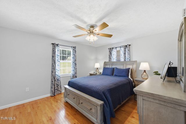 1368 Elk Garden Road, Lebanon, VA 24266