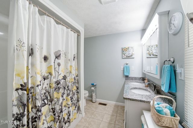 1368 Elk Garden Road, Lebanon, VA 24266