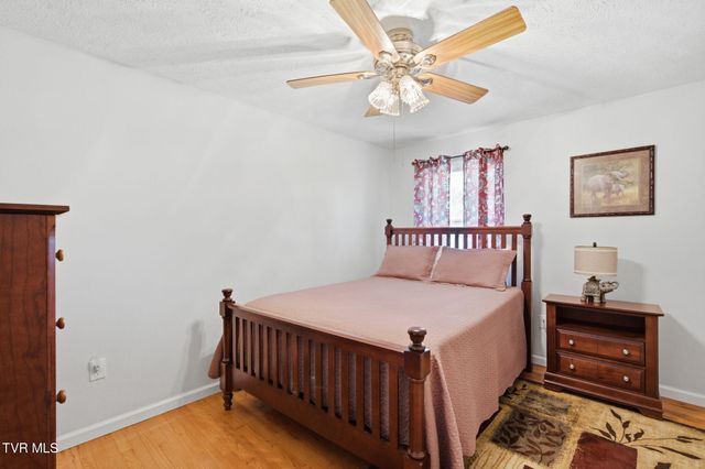 1368 Elk Garden Road, Lebanon, VA 24266