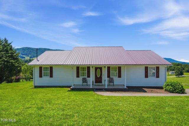1368 Elk Garden Road, Lebanon, VA 24266