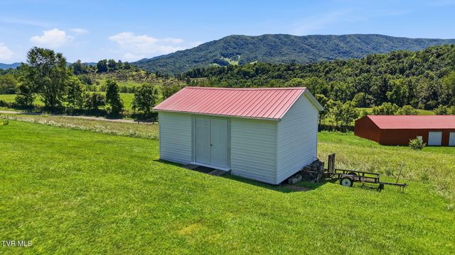 1368 Elk Garden Road, Lebanon, VA 24266