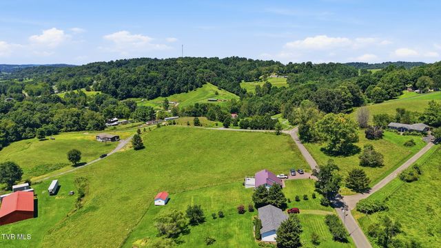 1368 Elk Garden Road, Lebanon, VA 24266