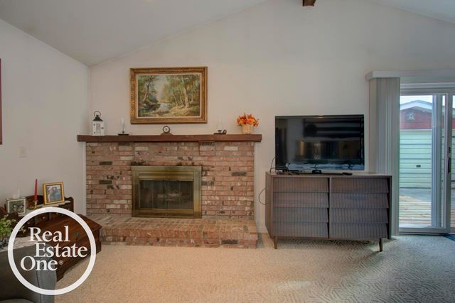 22444 Lange Street, St Clair Shores, MI 48080