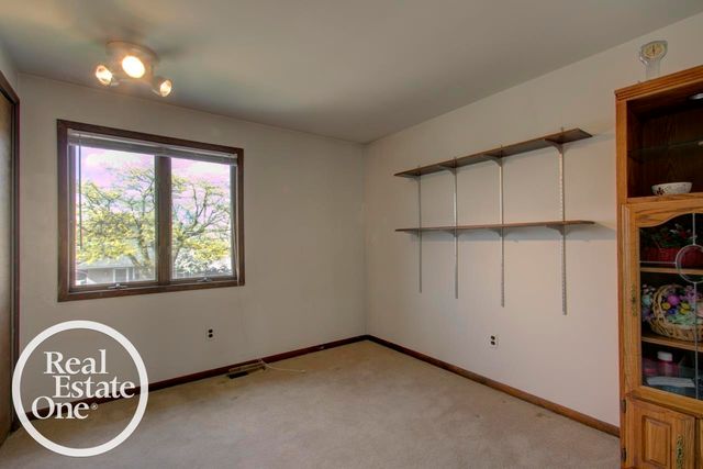 22444 Lange Street, St Clair Shores, MI 48080