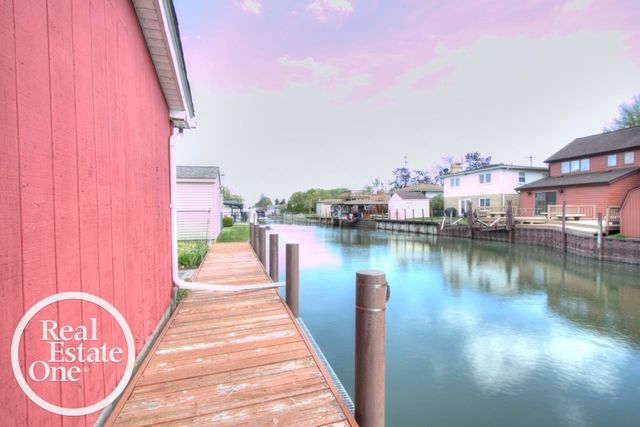 22444 Lange Street, St Clair Shores, MI 48080